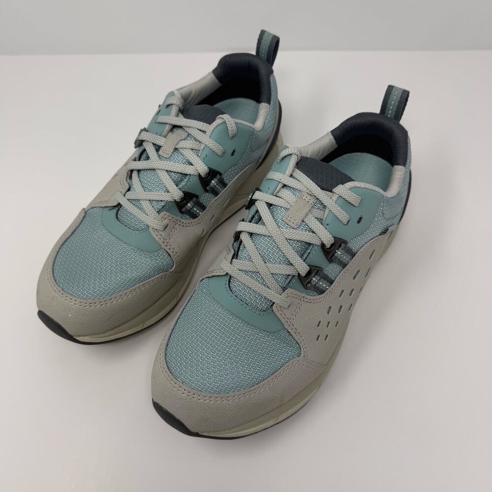 L.L. Bean's Walking Shoes Women's 7 Wide  Blue Grey Hiking Comfort EUC - Picture 2 of 12